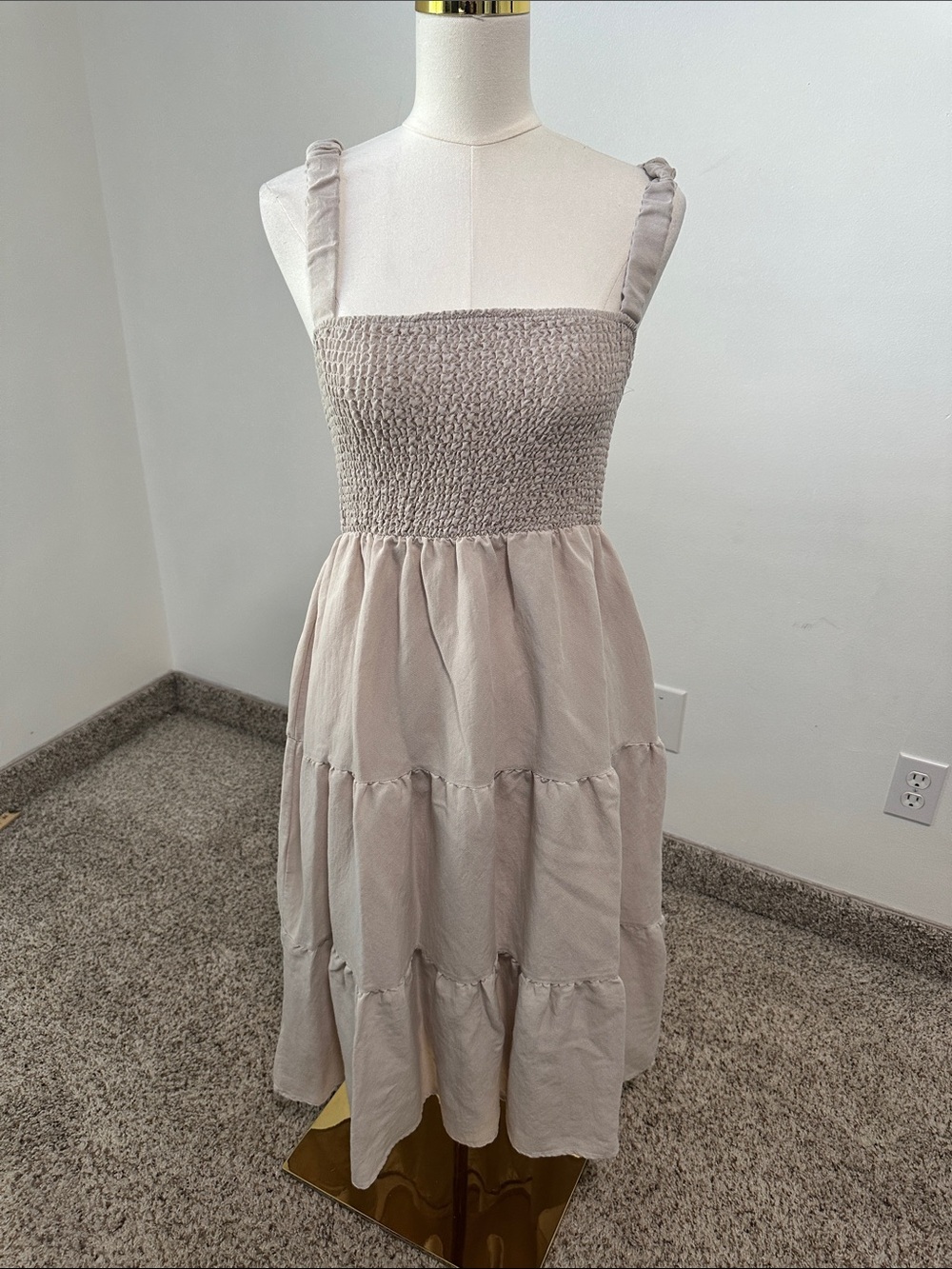 🍓 Sweet Wanderer Midi Dress
